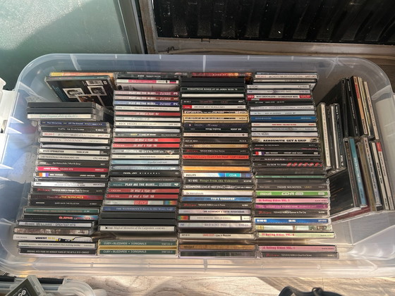 Lote de CDs – Objetos decorativos, Plástico (photo 2 of 6)