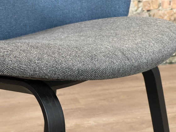 4x Arco Close – Blue-grey Fabric | Gudmundur Ludvik – Dining chairs, Textile, Wood (photo 11 of 16)