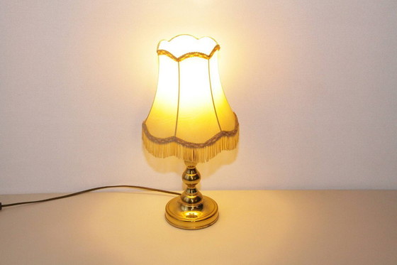 Image 1 of Tafellamp messing kunstleer stof randen franjes 43cm 80s vintage