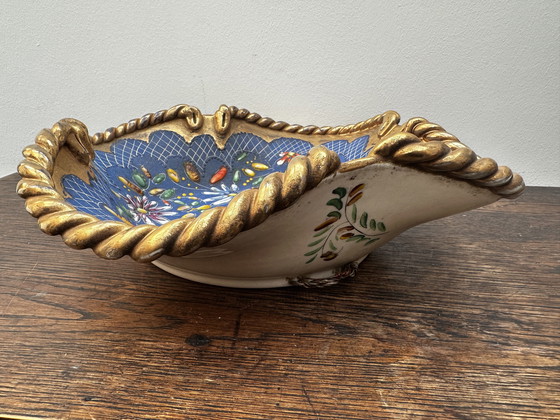 Image 1 of Corbeille / Centre de table en faïence Belge de Quaregnon signé Hubert Becquet 