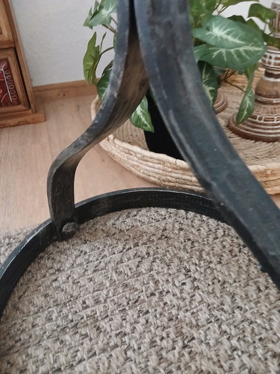 Brutalistische vintage vloerlamp uit de jaren 60/70 – Vloerlampen, Cast Iron (photo 6 of 6)