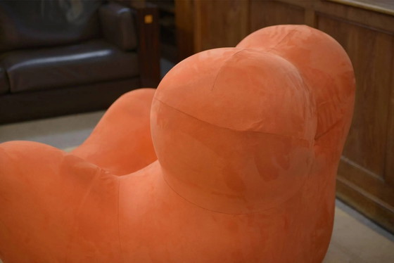 "Mamma" poltrona con poggiapiedi di Gaetano Pesce – Poltrone (photo 8 of 10)