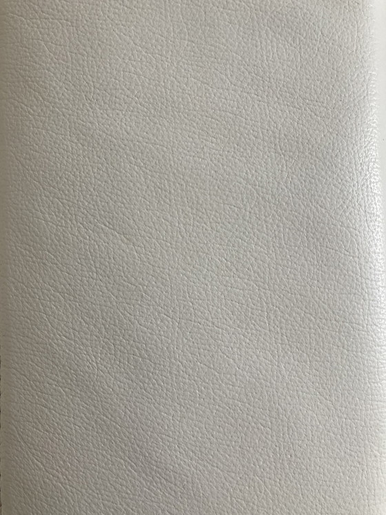 Image 1 of Wit montelbankje 2,5 zits