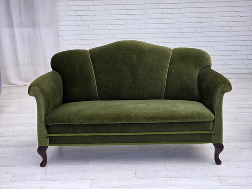 1950er Jahre, dänisches 2-Sitzer-Sofa, grüner Möbelvelours, Beine aus Eschenholz.