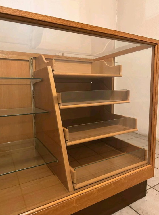 Image 1 of Winkeletalage/verkoopbalie jaren 60/70 – Peter Ruppel – Duitse vintage