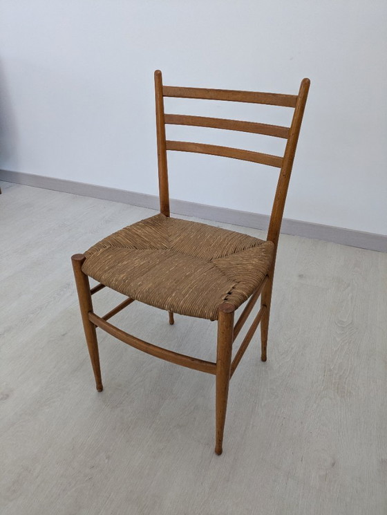 Image 1 of Authentischer Chiavarina-Stuhl aus Naturholz mit Sitzfläche aus geflochtenem Stroh - Ikone des italienischen Kunsthandwerks