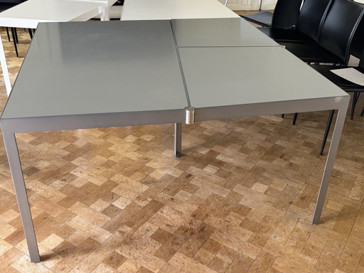 Silver gray de Podova Campo d'Oro dining table