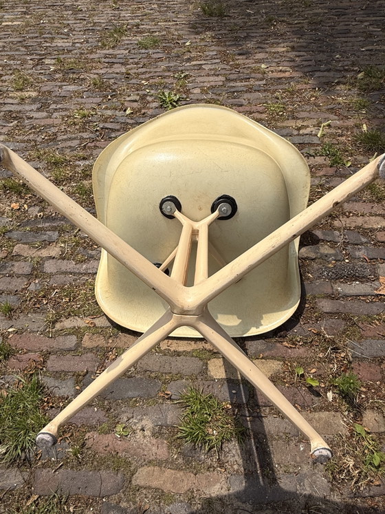 Image 1 of Eames RE DAL for sale, 4 pieces, cream colored