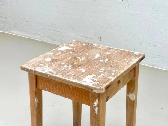 Tabouret vintage suisse en bois, style milieu du XXe siècle, années 1960 – Wood (photo 3 of 13)