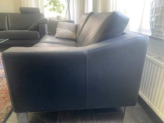 Image 1 of Leolux black leather sofa model Antonia.