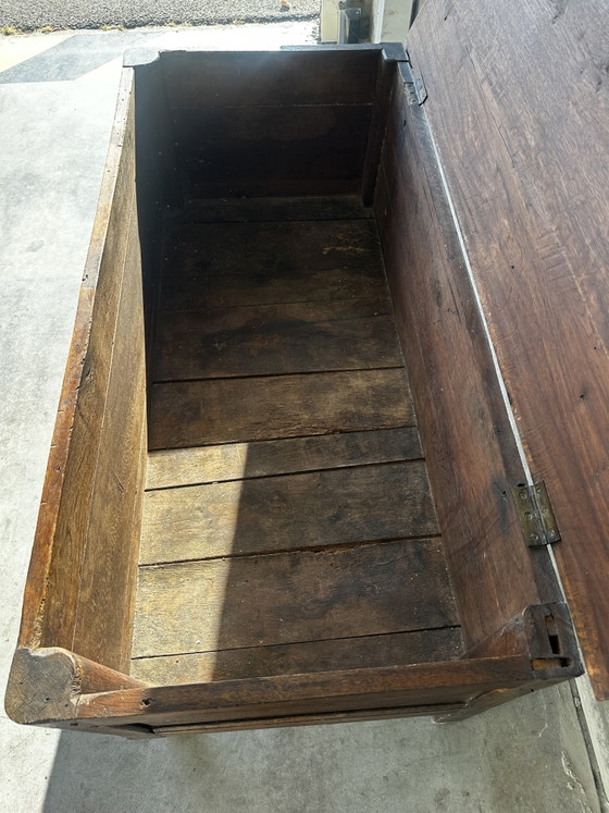 Cofre de roble de estilo provenzal francés del siglo XVIII – Fabrication Artisanale 18 e siècle, Aparadores (photo 13 of 14)
