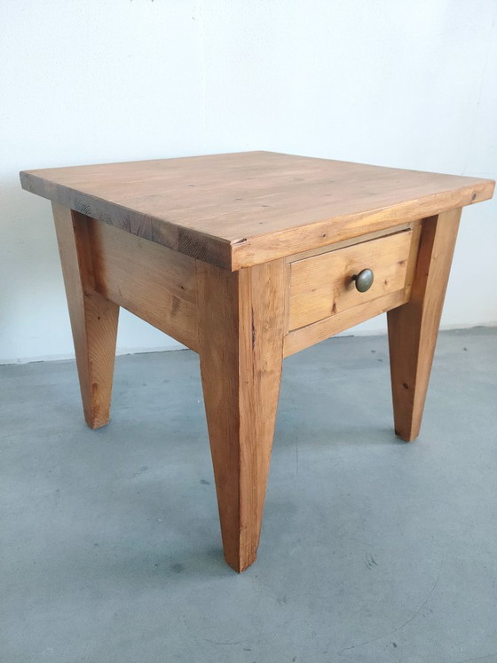 Vintage set robuust grenen houten lampentafels bijzettafels koffietafels (evt Nachtkastjes) – Wood (photo 4 of 15)