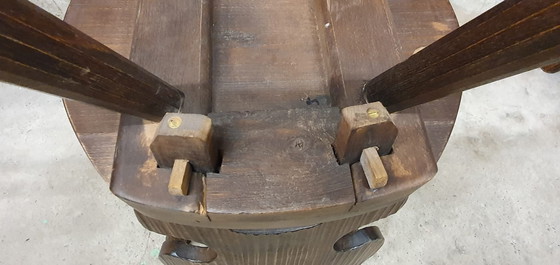 Image 1 of 6 brutalistische Manoir-Stühle mit großem Fuß