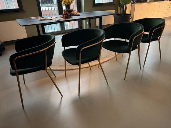 Image 1 of 4 chaises de salle à manger Kave Home Runnie vert/or