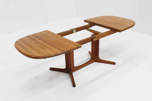 Vintage Danish Oval Extendable Dining Table Solid Teak Glostrup