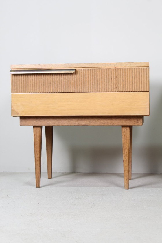 Image 1 of Ensemble de tables de chevet vintage des années 1950