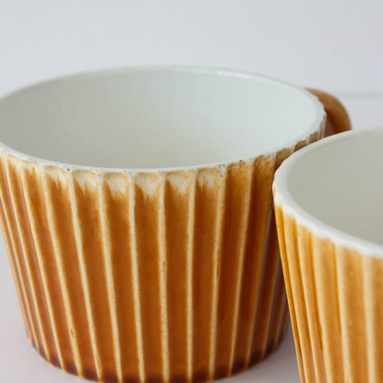 Image 1 of Juego de tazas de té y jarra de leche de cerámica de Secla, década de 1970.