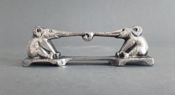 Image 1 of Société Francaise d'Orfèvrerie d'Art ARGIT/Christofle 3x art déco -éléphant pélicans- porte-couteau 1920