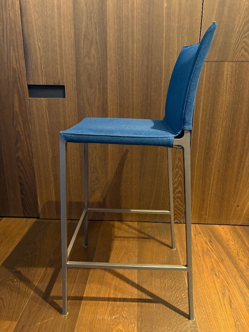 2x Zanotta Bar Stools – barkrukken, Metal, Textile (photo 2 of 6)