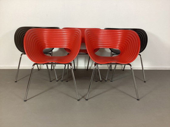 Image 1 of 5 sedie di design impilabili degli anni Novanta, in poliestere cromato