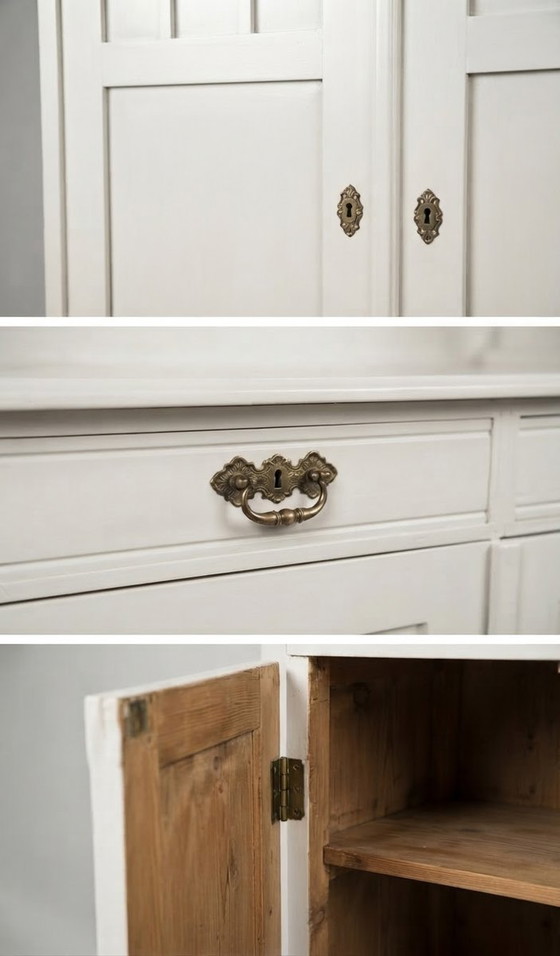 Vintage Hungarian White Painted Cabinet with Glass Doors – Display cabinets, Retro (photo 3 of 3)