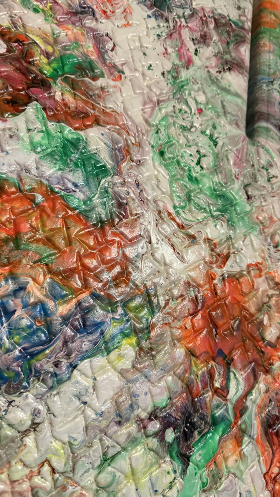 Image 1 of Talla de madera con técnica de fundición acrílica fluorescente UV por Rotan Hunt