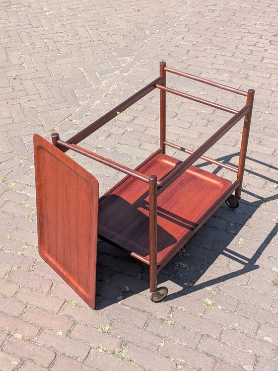 Vintage Deense serveerwagen/barkar van teakhout – Wood (photo 8 of 10)