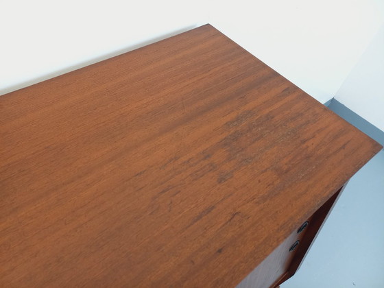 Image 1 of Credenza vintage in legno stile teak degli anni '60
