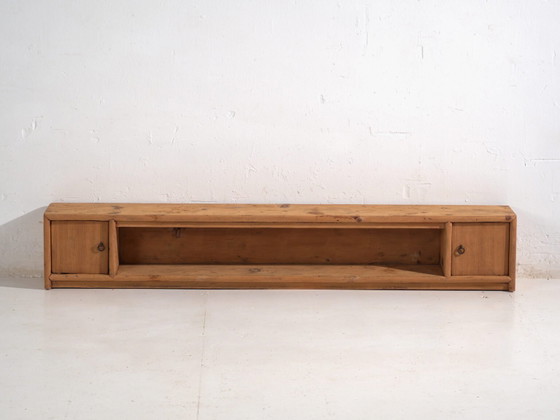 Antique low sideboard in pine wood – China, circa 1930 – Iron (photo 28 of 40)