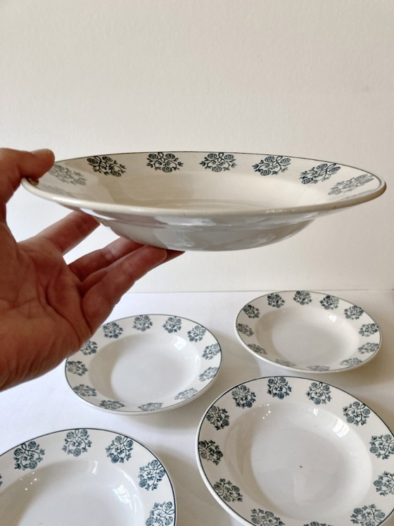 Image 1 of 5 assiettes creuses, Sarreguemines, modèle René