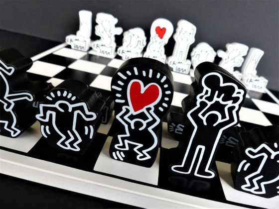 Image 1 of Keith Haring Schachset, schwarz-weiß, neu!!!