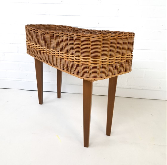 Image 1 of Jardinière vintage années 1960-70 en bois et rotin, design danois