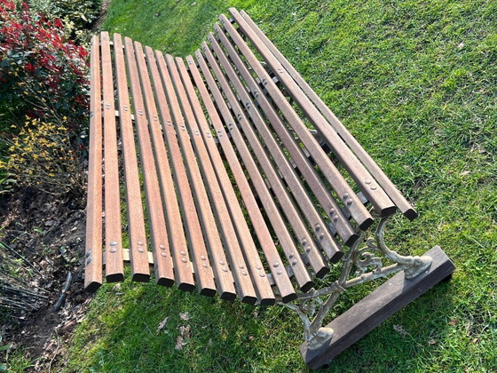 Image 1 of Klassische Gartenbank aus Holz, 180 cm lang, mit Beinen aus Gusseisen