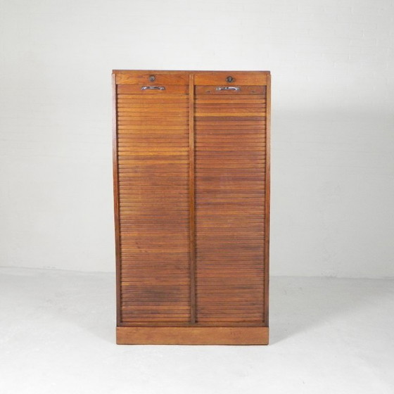 Image 1 of Eichenschrank mit Rollläden und 2 Rollläden, 148 cm hoch, 1950er Jahre