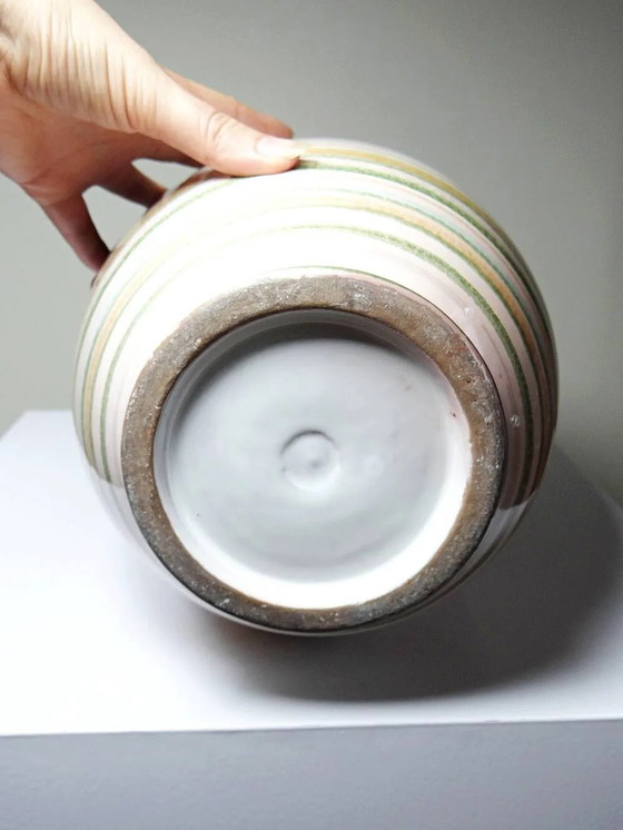 Vintage ceramic vase with iridescent lustre, 20th-21st century. – Porcelain (photo 11 of 15)