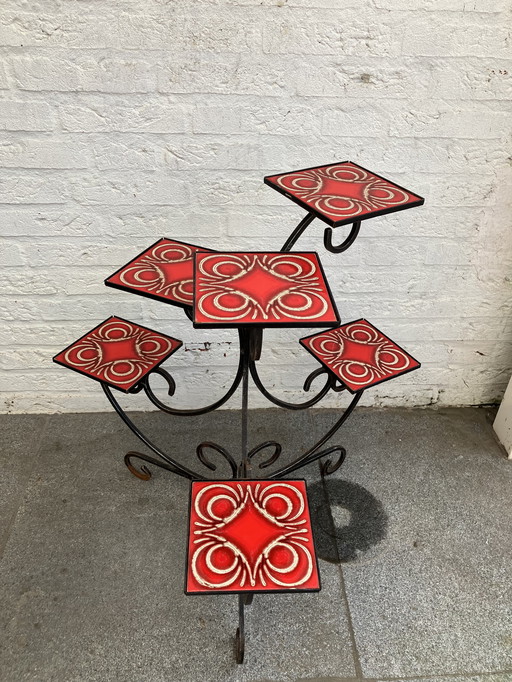 Vintage gietijzeren platentafel met 6 plateaus