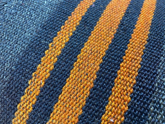 Image 1 of Funda de cojín única con diseño de kilim y alfombra – 120 x 40 cm