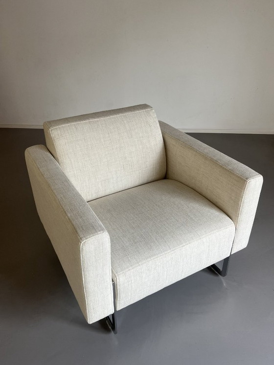 Image 1 of Artifort Mare fauteuil
