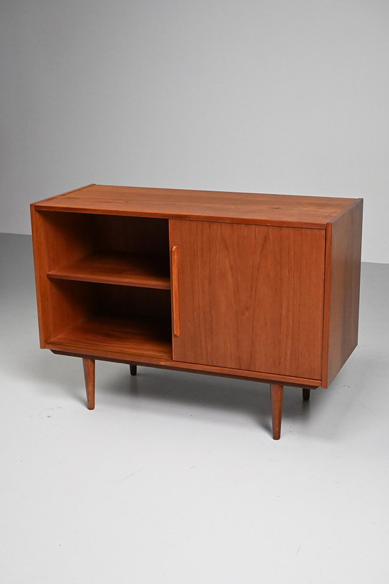 Image 1 of Deens Mid Century dressoir