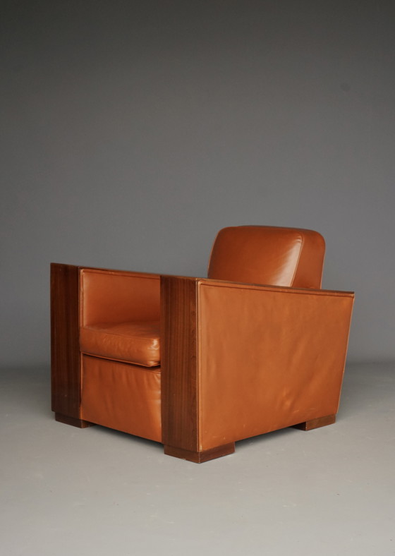 Image 1 of Indrukwekkend paar Art Deco leren fauteuils. 1940s.
