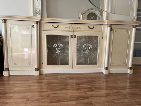 Image 1 of Buffet avec miroir assorti