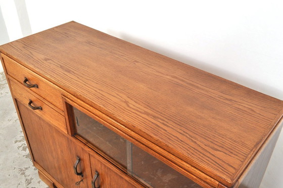 Image 1 of Art deco kast in eiken met vitrine, 1920s