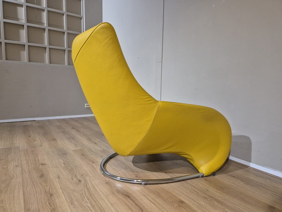 Image 1 of Leolux Darius Fauteuil + Hocker - Geel - Leder - Nieuwstaat