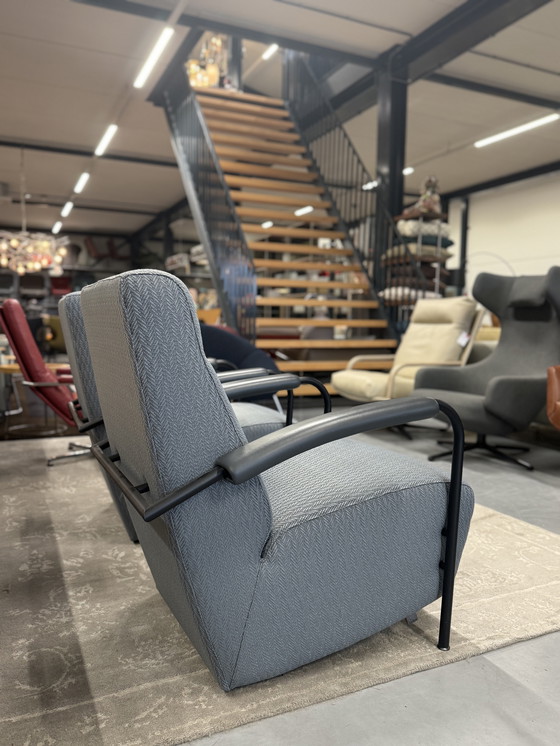 Image 1 of 2 Poltrone Leolux Scylla in tessuto alto