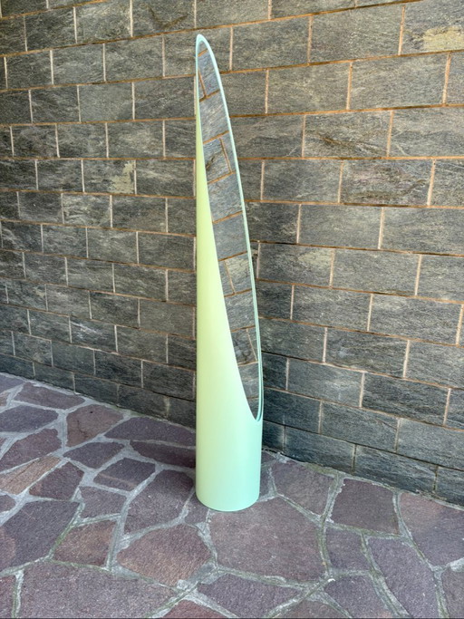 Nagelspiegel Lippenstift Design Model