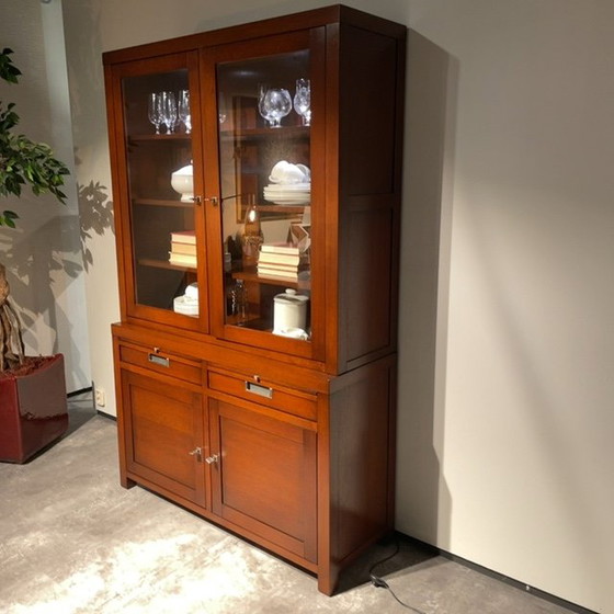 Image 1 of Aparador de roble Lotus