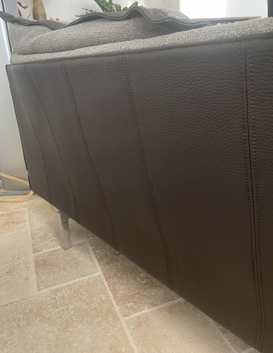 Image 1 of 2x Zitbank Milton JR