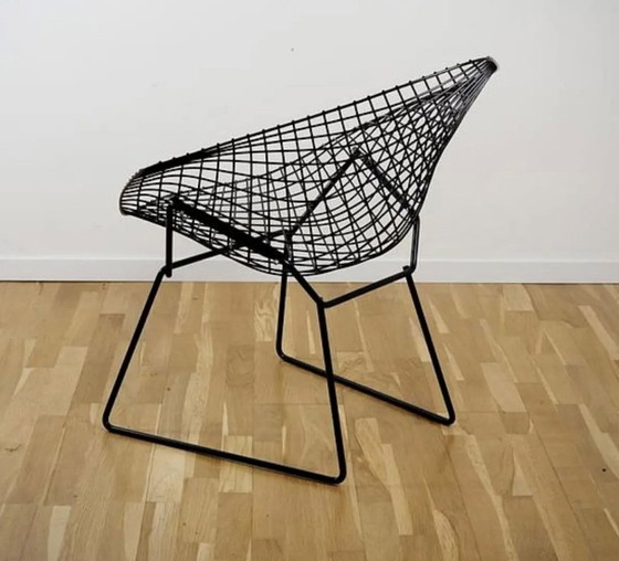 Image 1 of 2 frames (zwart) Diamond Chair van Bertoia