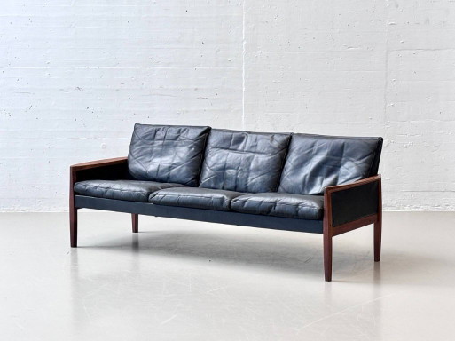Canapé de style mid-century en palissandre et cuir de vachette noir, signé Hans Olsen pour Vatne Møbler, 1960