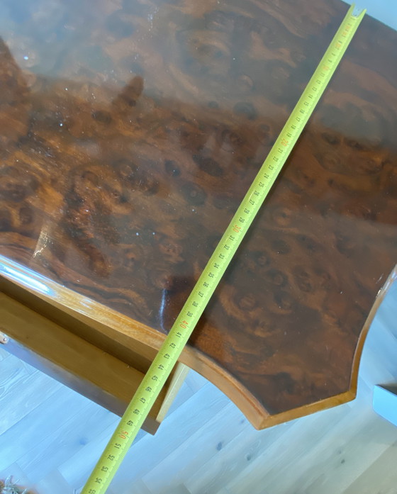 Image 1 of Antieke Notenhouten Buik Ladekast